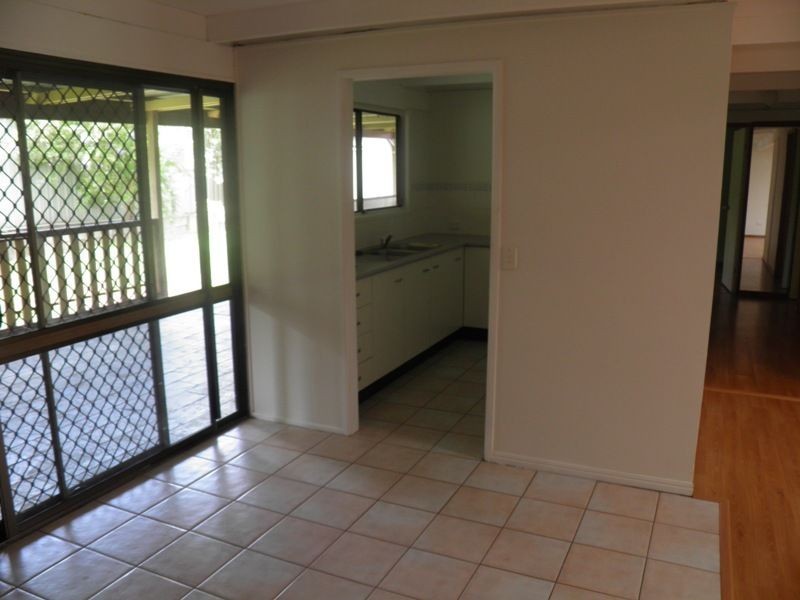 48 Brentwood Drive, Daisy Hill QLD 4127