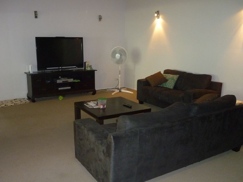 41 Barbaralla Drive, Springwood QLD 4127