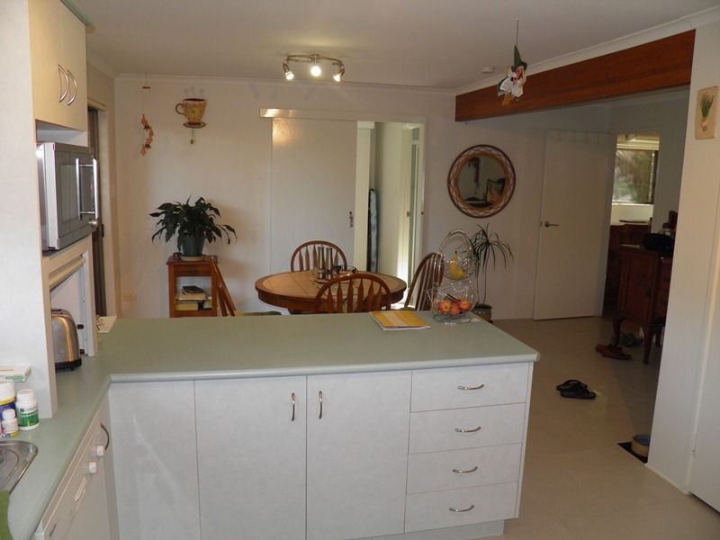 4 Gumtree Court, Springwood QLD 4127