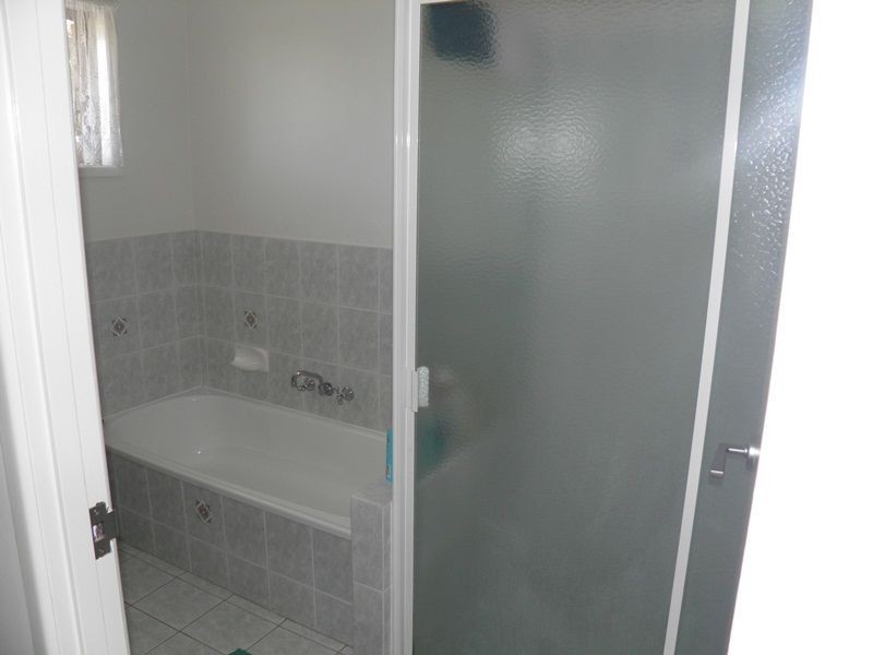 4 Gumtree Court, Springwood QLD 4127