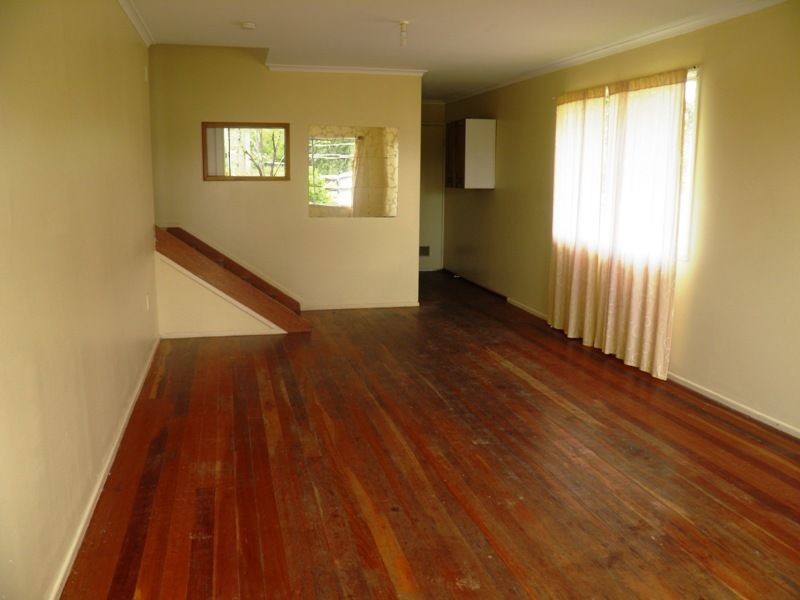 8 Strathdarr Street, Woodridge QLD 4114