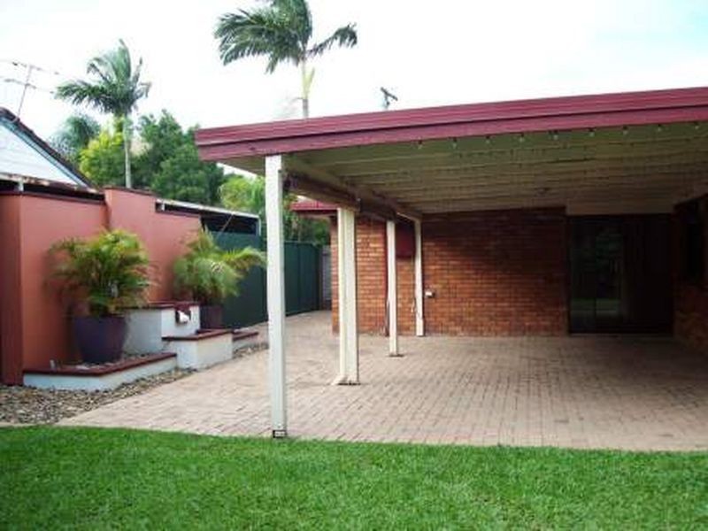 56 Springfield Cres, Daisy Hill QLD 4127