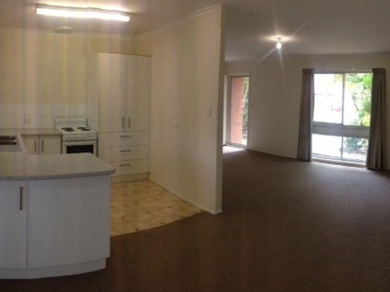 3 Village Drive, Daisy Hill QLD 4127