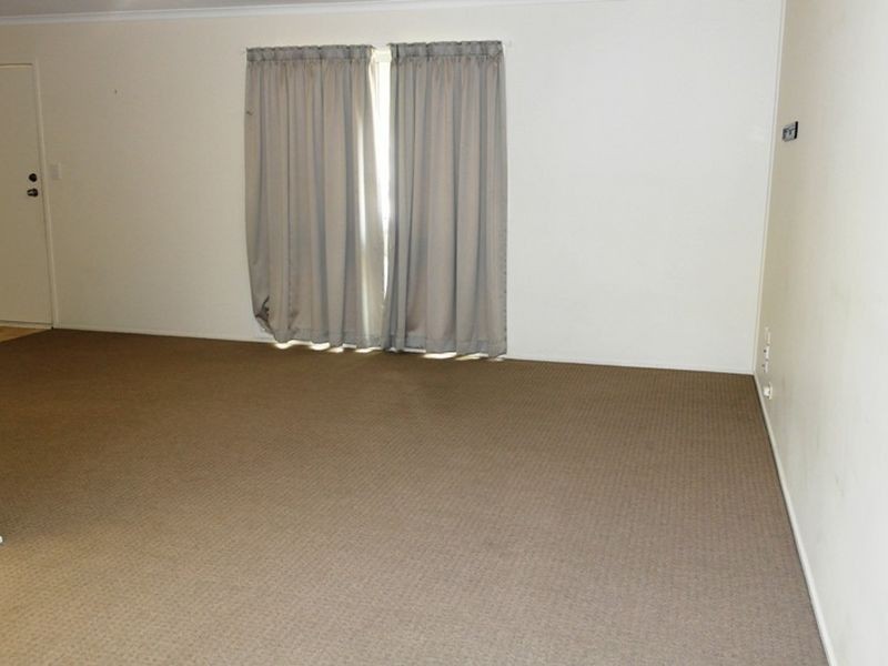 3 Village Drive, Daisy Hill QLD 4127