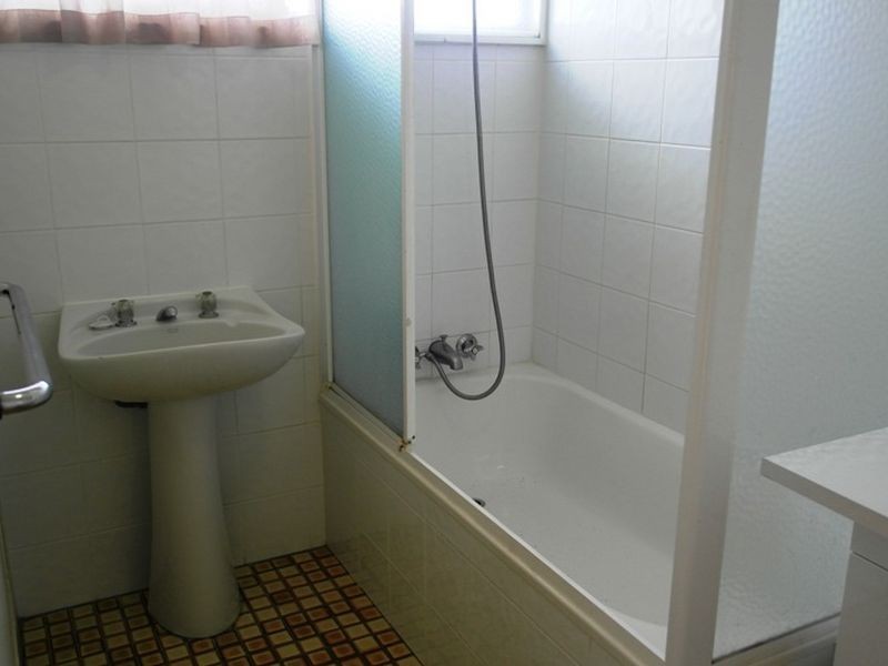 3 Village Drive, Daisy Hill QLD 4127