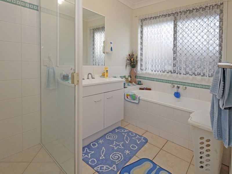 51 Lakeview Drive, Logan Reserve QLD 4133