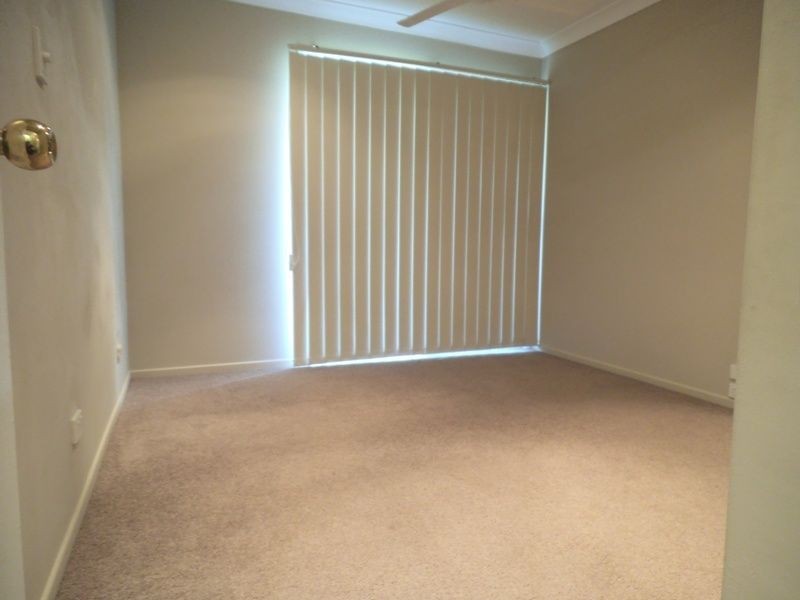 80 Lake Road, Slacks Creek QLD 4127