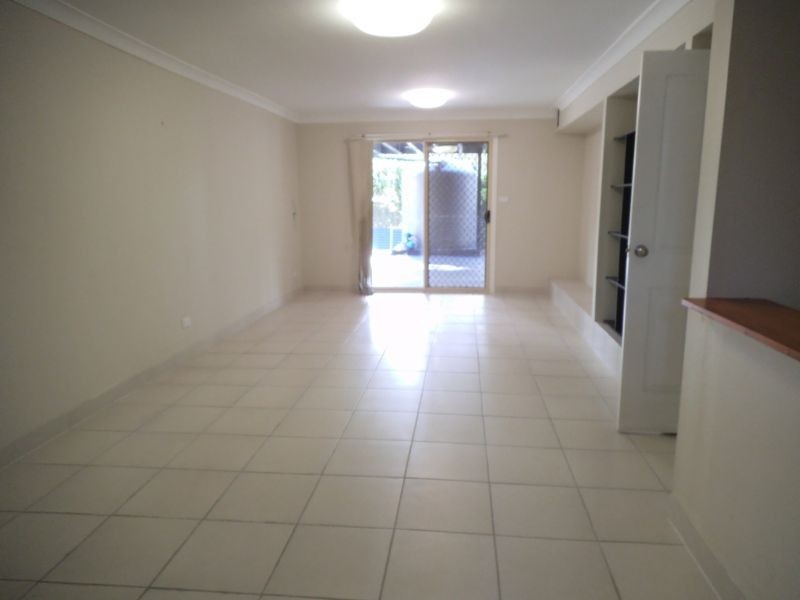 80 Lake Road, Slacks Creek QLD 4127