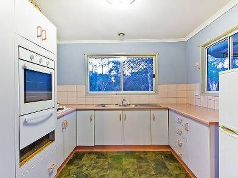 141 Fourth Avenue, Marsden QLD 4132