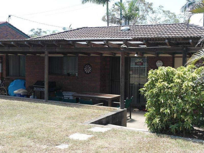 99 Estramina Road, Regents Park QLD 4118
