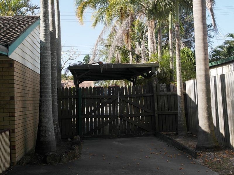 16 Oakdale Street, Browns Plains QLD 4118