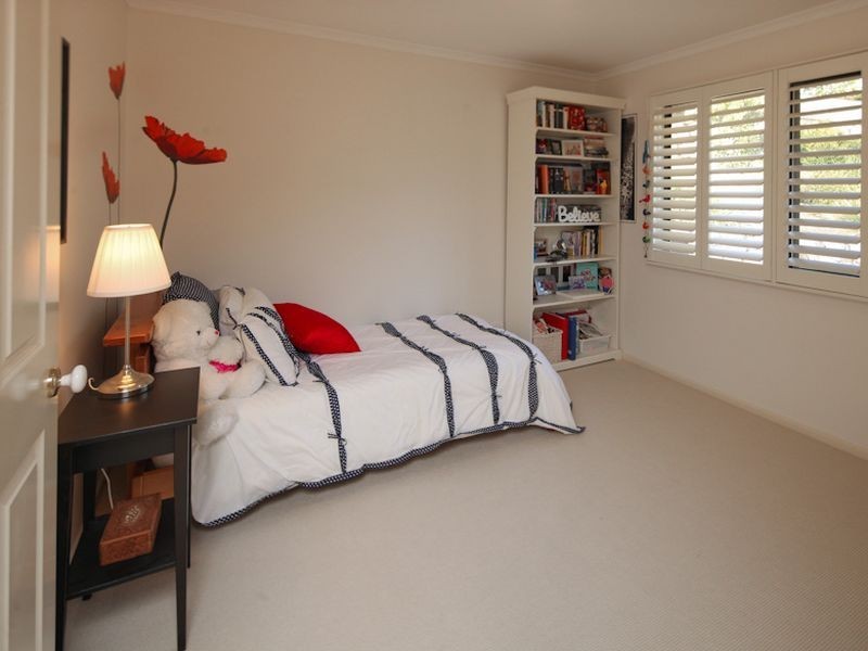 10 Greenhill Grove, Daisy Hill QLD 4127