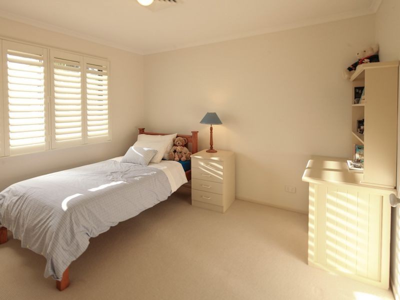 10 Greenhill Grove, Daisy Hill QLD 4127