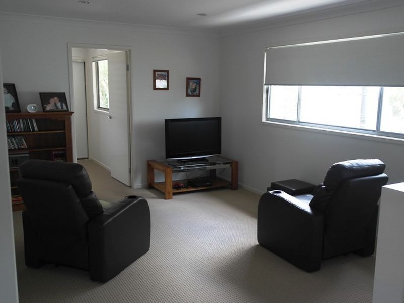 2/17 Tower Street, Springwood QLD 4127