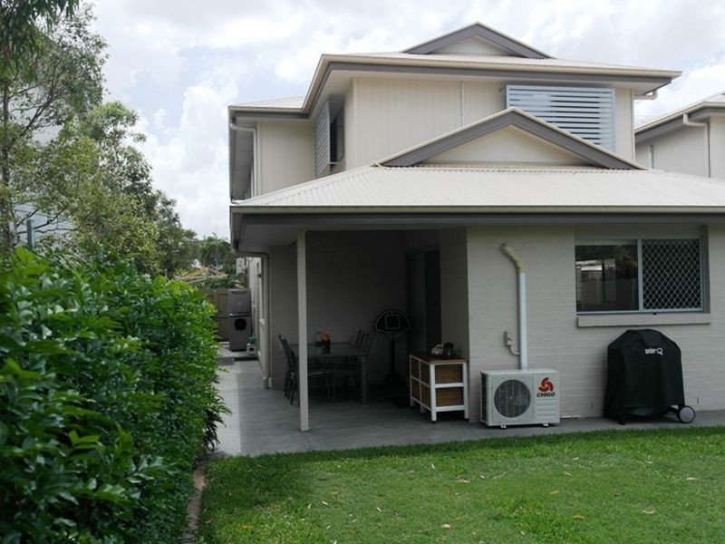 2/17 Tower Street, Springwood QLD 4127