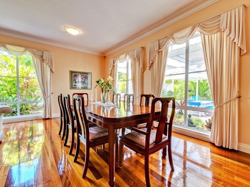 108 Dennis Road, Springwood QLD 4127