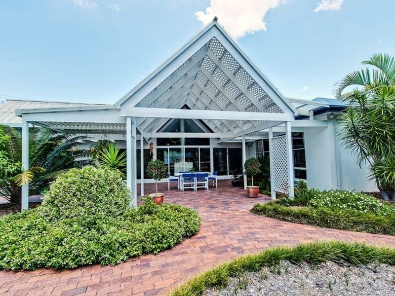 108 Dennis Road, Springwood QLD 4127