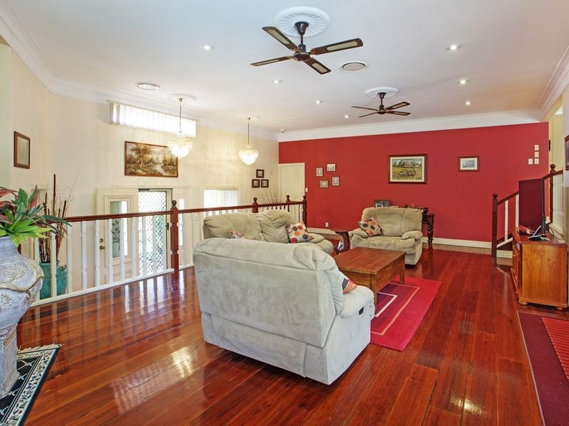 10 Krystal Place, Kuraby QLD 4112