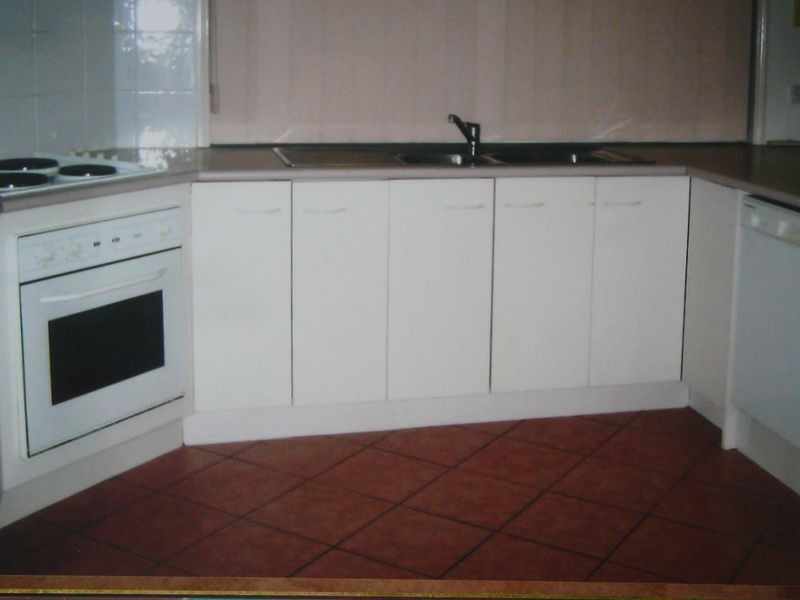 4/8 John Paul Drive, Daisy Hill QLD 4127