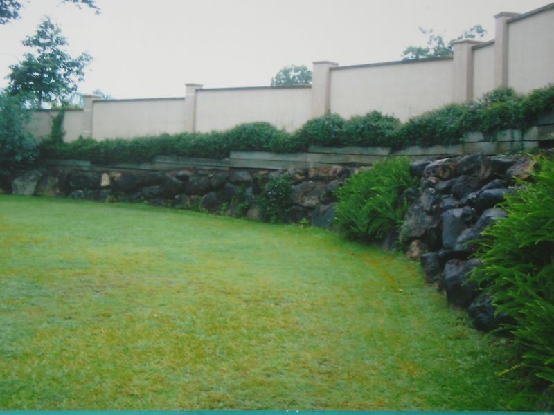 4/8 John Paul Drive, Daisy Hill QLD 4127