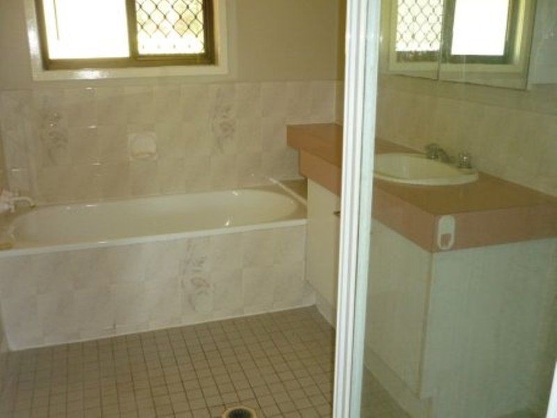 141 Lyndale Street, Daisy Hill QLD 4127