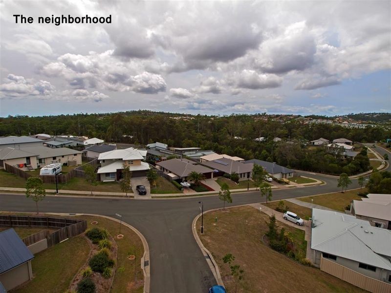 8 Bryna Parade, Oxenford QLD 4210