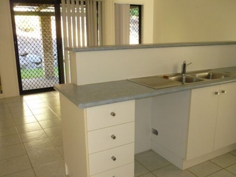 66 Kununurra Cres, Shailer Park QLD 4128