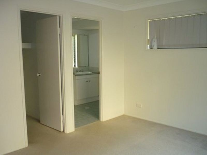 66 Kununurra Cres, Shailer Park QLD 4128