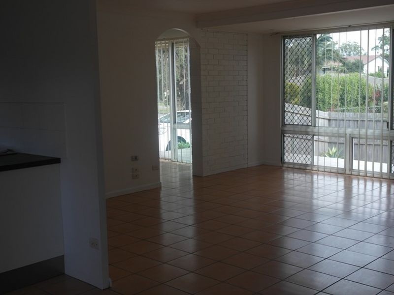 84 Cinderalla Drive, Springwood QLD 4127