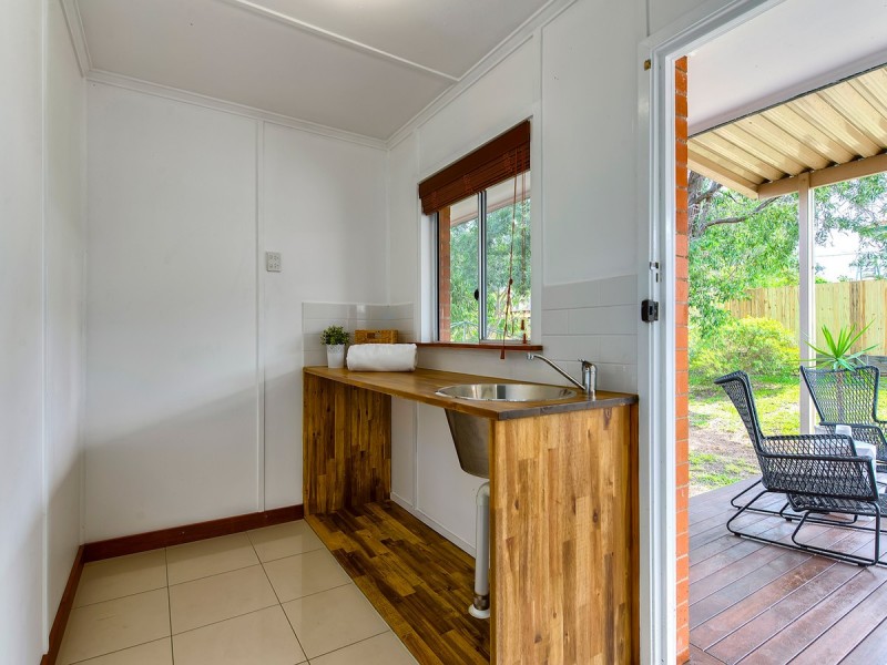 12 Chuter Street, Stafford Heights QLD 4053