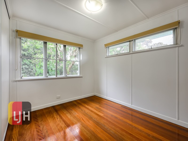 110 Armfield Street, Stafford QLD 4053