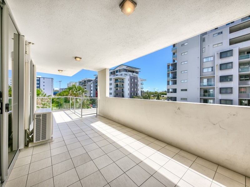 206/20 Playfield Street, Chermside QLD 4032