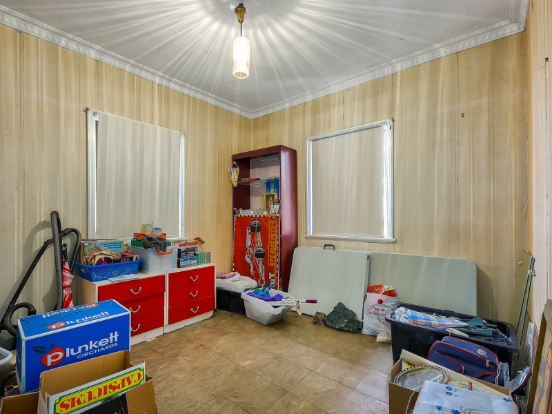 23 Buddina Street, Stafford QLD 4053