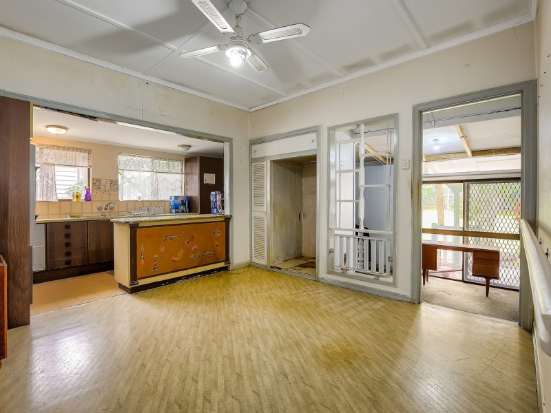 23 Buddina Street, Stafford QLD 4053