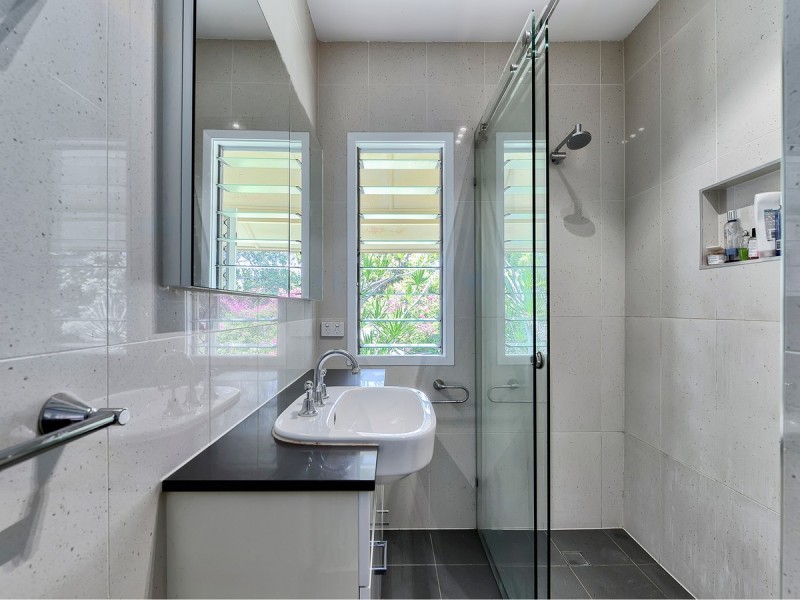 6 Kanangra Street, Stafford QLD 4053