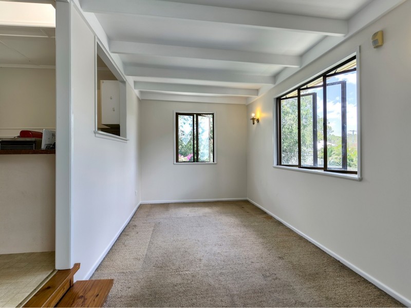 6 Kanangra Street, Stafford QLD 4053