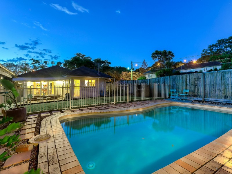 111 Appleby Road, Stafford QLD 4053