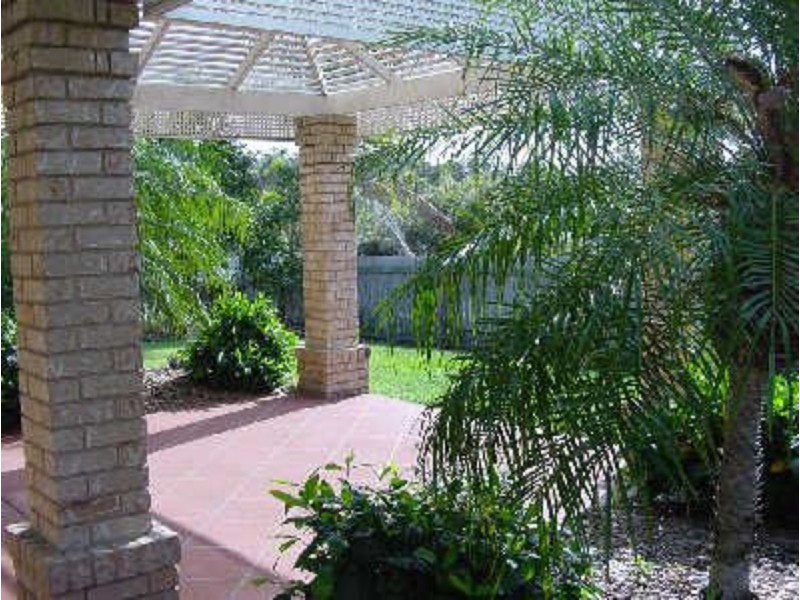 18 Redford Crescent, Mcdowall QLD 4053