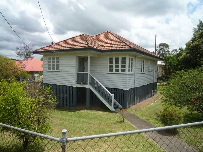 52 Nevitt Street, Stafford QLD 4053