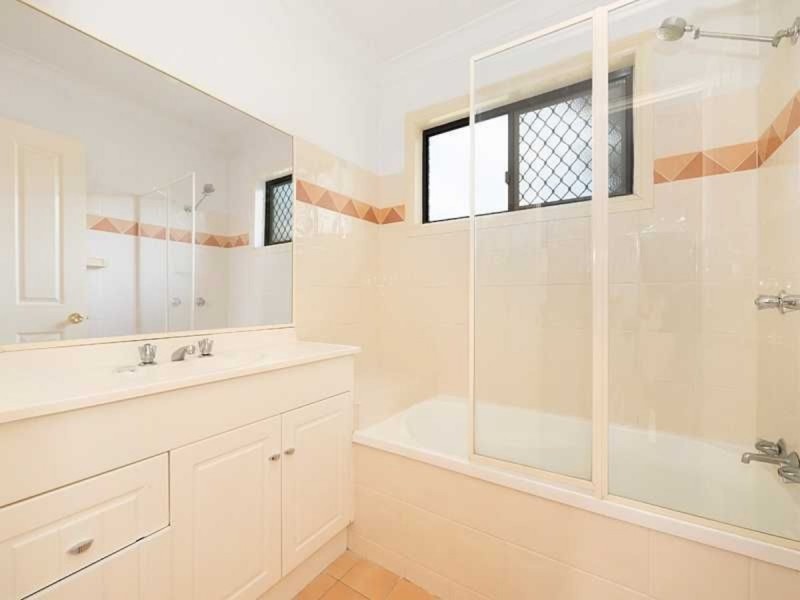 2/48 Clifford Street, Stafford QLD 4053