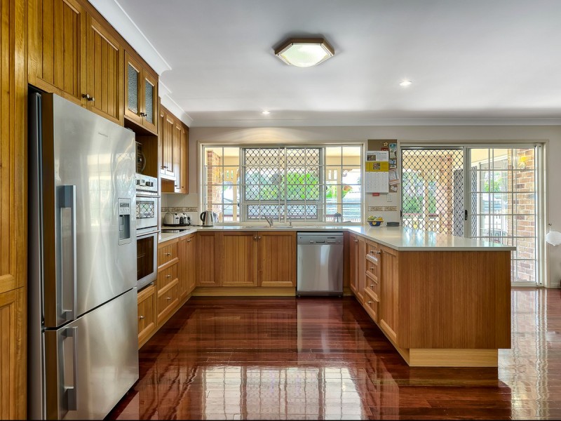 11 Connelly Court, Albany Creek QLD 4035