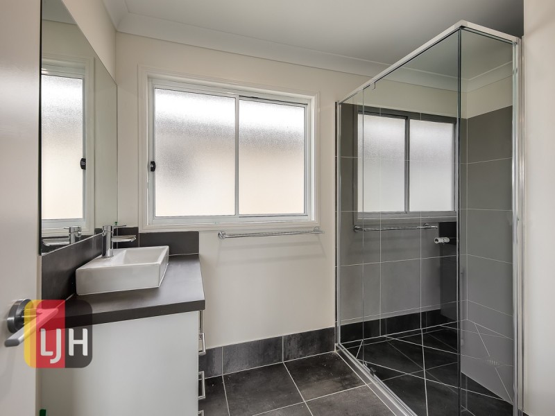 25 Pershing Street, Keperra QLD 4054