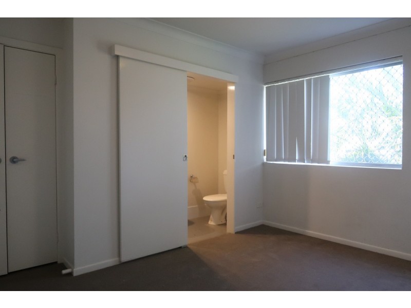 4/15 Nieppe Street, Kedron QLD 4031