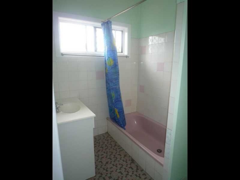 3/15 Clegg Parade, Newmarket QLD 4051