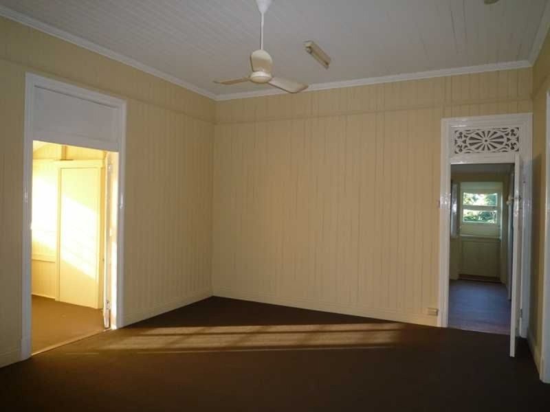 10 Scott Road, Herston QLD 4006