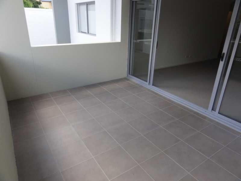 22/4 Lockhart Street, Woolloongabba QLD 4102