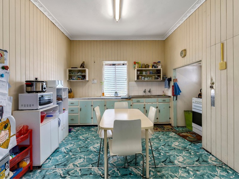 17 Gamelin Crescent, Stafford QLD 4053