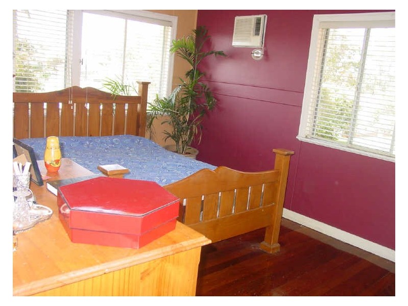 20 Alwyn Street, Stafford Heights QLD 4053