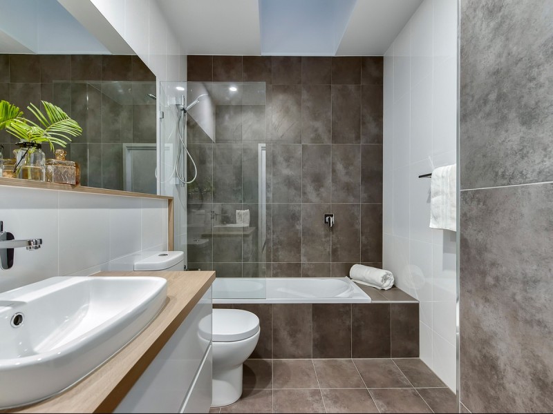 2 & 3/138 Leckie Road, Kedron QLD 4031