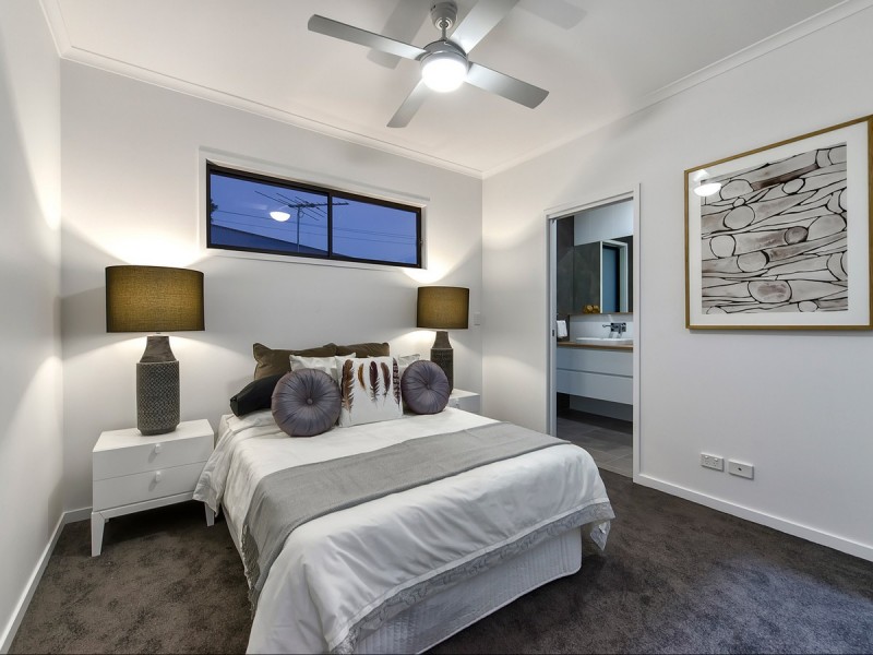 2 & 3/138 Leckie Road, Kedron QLD 4031